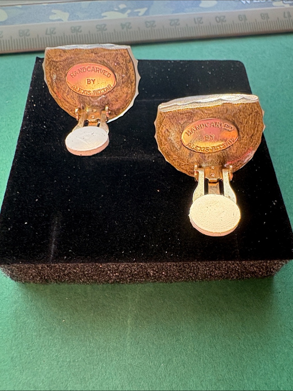 Alexis Bittar vintage clip earrings. - Picture 2 of 2